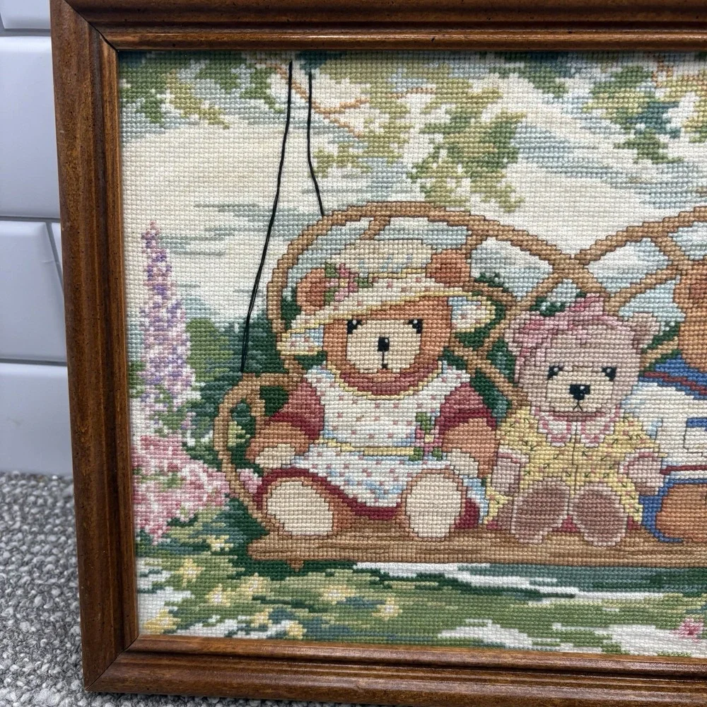 Cross Stitch Bears Nursery Family Love Sunbonnet Swing Country‎ Embroidery VTG